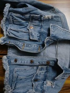 Distressed crop Denim Jacket