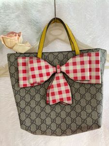 Guc Handbag 👜