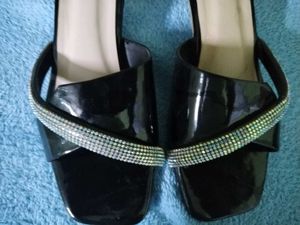 Sparkling Black Flats & Sandals