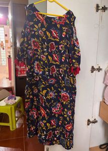 Cotton Kurta With Cold Shoulder