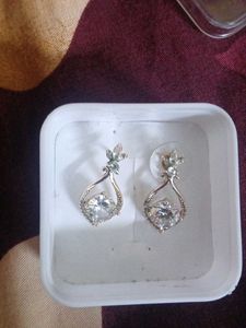 Elegant Glitz Earrings with Crystals