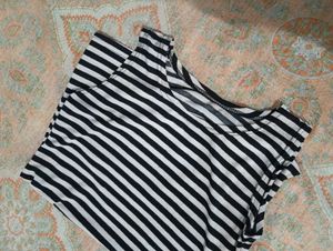 combo+++ 3 tops ....Black &amp; White Striped Knit Top