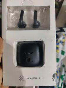 JBL Tune Flex Perfect Fit .  No Offered Coins
