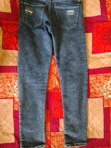 straight fit jeans 👖