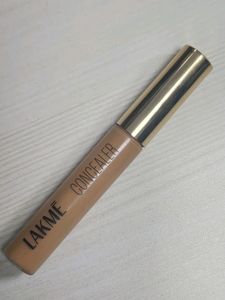 LAKME CONCEALER -20nude Shade