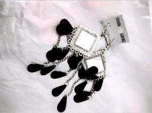 Black Silver Mirror Stylish Jhumka...⚫