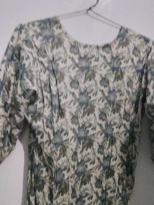 Elegant Floral Print Kurta