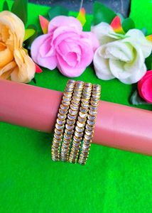 beautiful side bangles with glass bangle