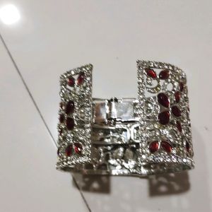 Heavy diamond bracelet