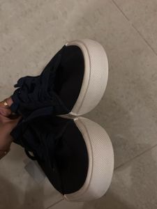 UNISEX Navy Blue Canvas Sneakers