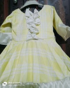 CUTE YELLOW DRESS