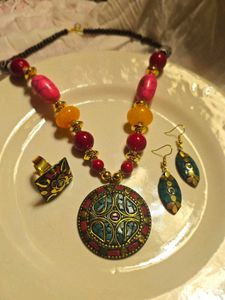 Laq Boho Beaded Necklace, earrings and ring Set