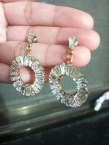 Sparkling Circle Earrings
