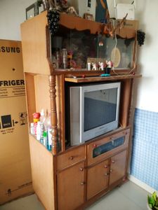 Showcase (TV Set)
