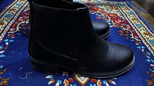 Black Chelsea Boots