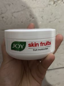 joy skin fruit moisturizer apple + jojoba oil