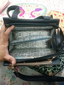 Assorted Handbags for Sale pack of 4
