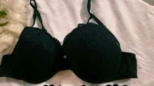 Lace Trimmed Black Bra &amp; Panty Set