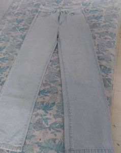 ✨✨Light Wash Wide Leg Jeans✨✨