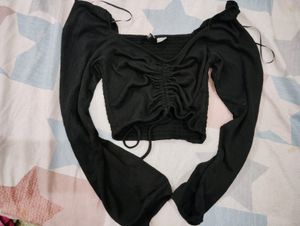 H&amp;M Long Sleeve Crop Top