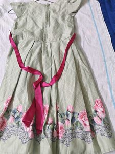 Beautiful Floral Print Ethnic Gown