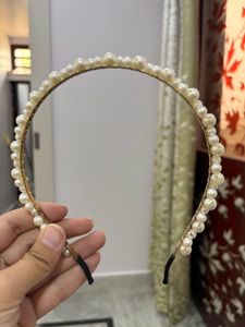 Elegant Pearl Headband