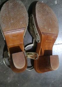 Women Golden Shimmer Heels
