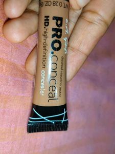 PRO.conceal HD High-Definition Concealer