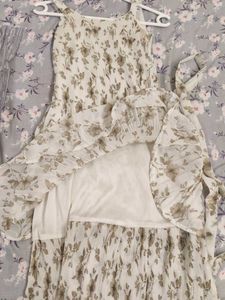 Sundress☀️CUTE White Floral Print