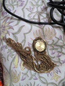 Elegant Gold Chain Watch