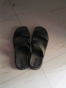 Comfortable Black Flip-Flops