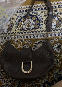Chic Brown Woven Shoulder Bag