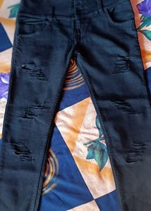 Skinny Fit Black 🖤 Jeans