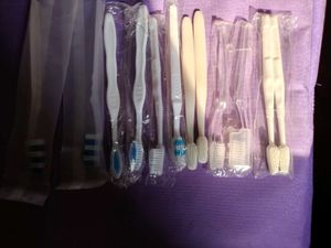1 Dozen - TOOTHBRUSH 🪥