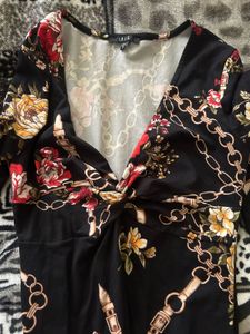 Floral Print Twisted Neck Dress