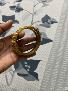 beautiful Golden Bangle Set