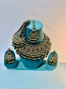 Bridal Jewelry Set - Emerald Green