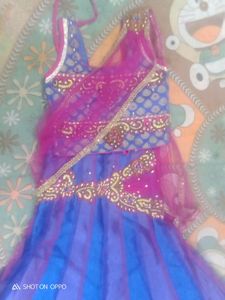 Lehnga Attech With Chunni