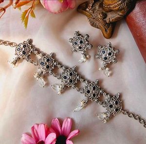 Brass Elegant Antique Style Necklace Set