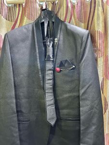 Men's Black Blazer with Tie