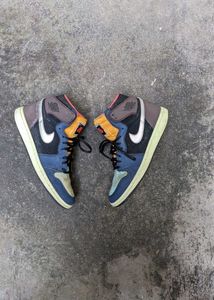 Stylish High-Top Sneakers