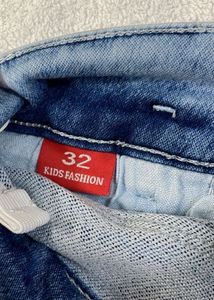 Girl's Embellished Denim Bottom Wear