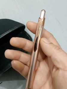 Elegant Rose Gold Pen &amp; Case Set