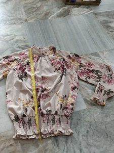 Floral Print Smocked Blouse