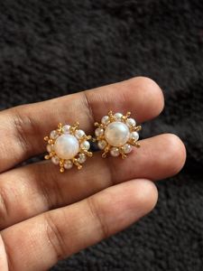 Traditional Pearl Stud Earrings