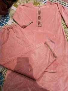 woolen Peach Velvet Kurta Set