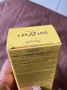 Dot &amp; Key Super Bright Sunscreen