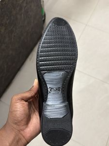 Classic Black Fausto Loafers