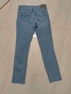 Levis slim fit jeans