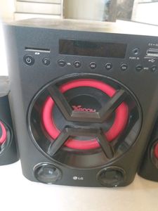 home theater with 2 speaker